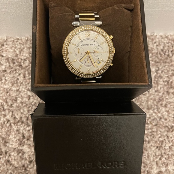 Michael Kors watch Brand new never worn
